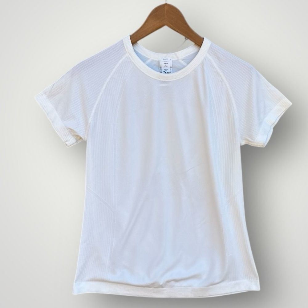🎉5 for $45🎉 Old Navy top Tshirt size L seamless